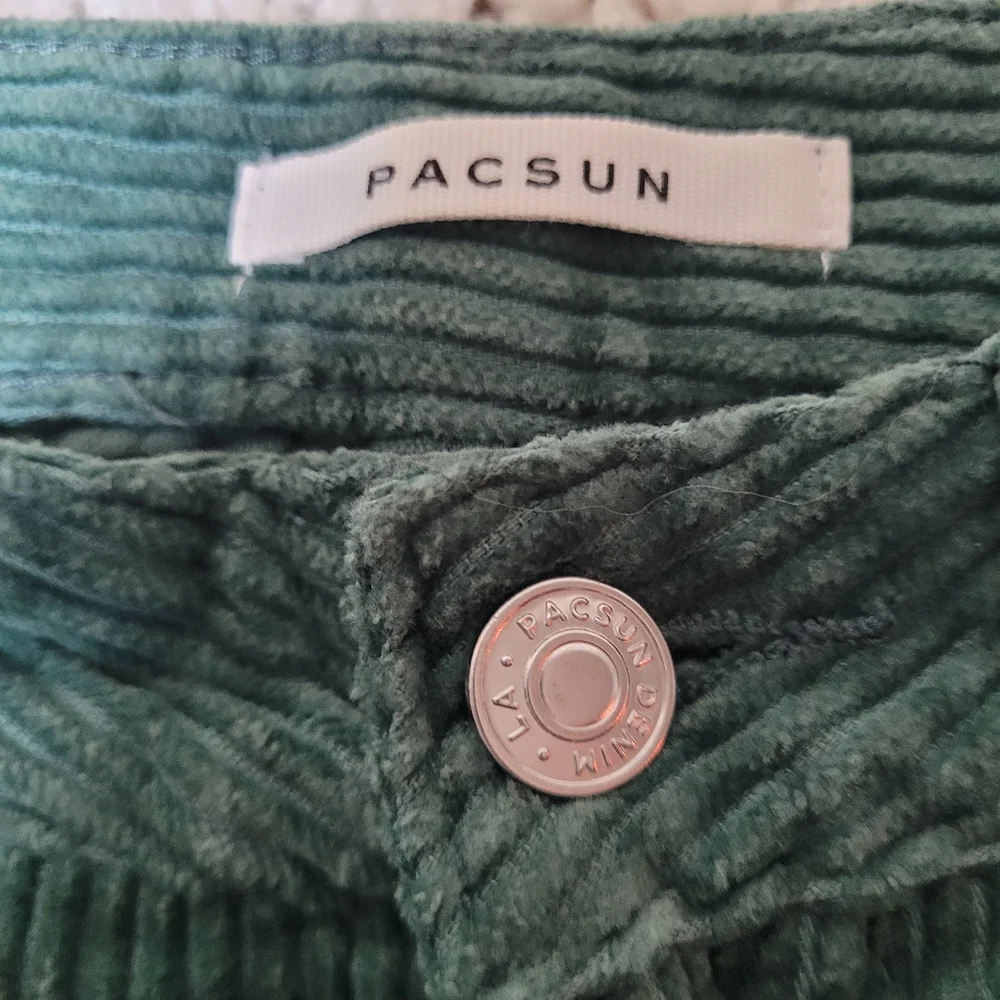 ❤️Pacsun 90s Boyfriend Embroidered Corduroy Jeans 24/31 - Picture 9 of 14